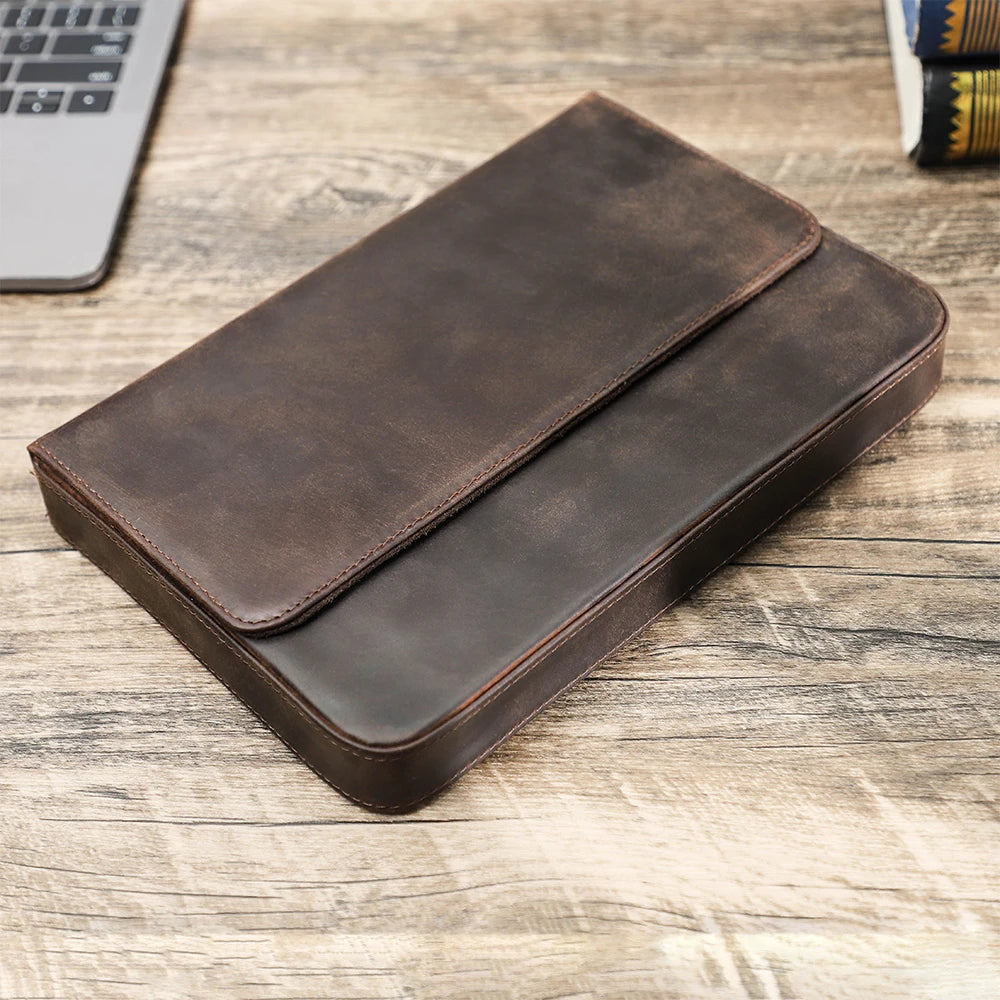 Executive Leather Fountain Pen Display Case – 12 Slot Collector Edition